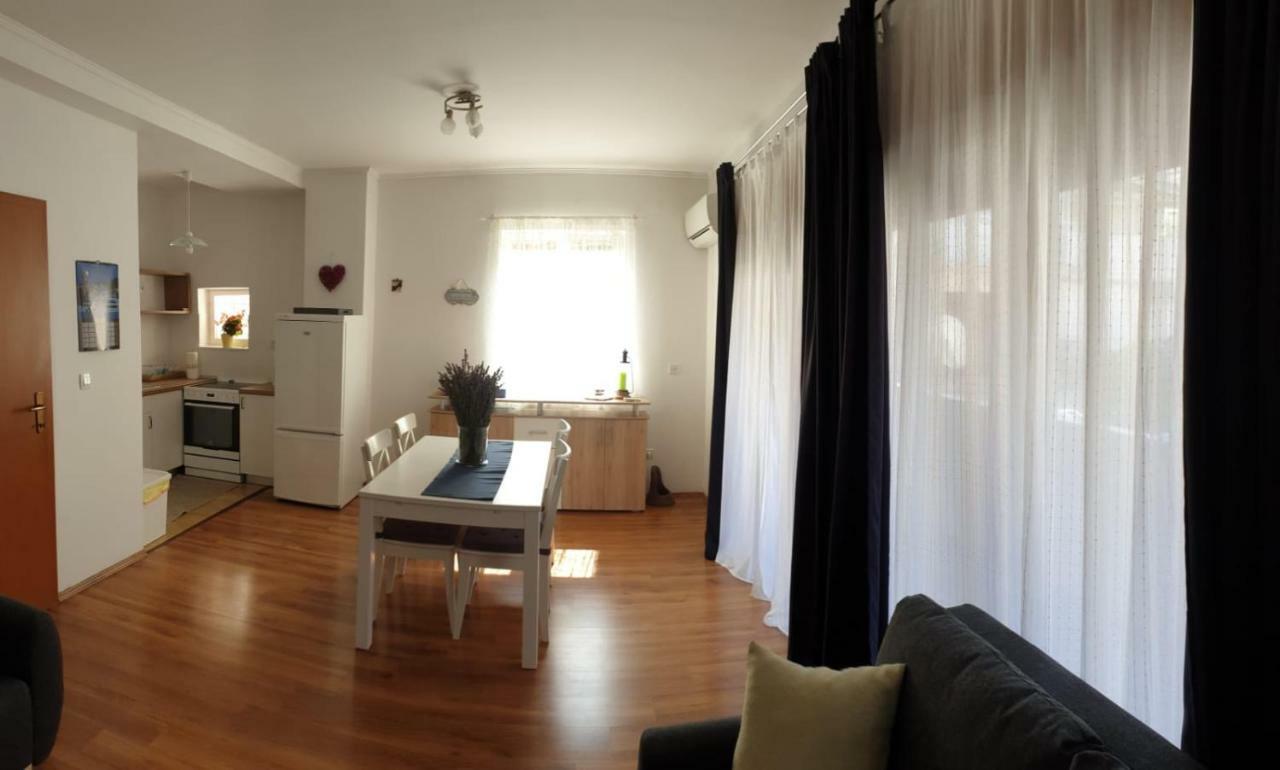 Central, Spacious, Great View Хвар Екстериор снимка